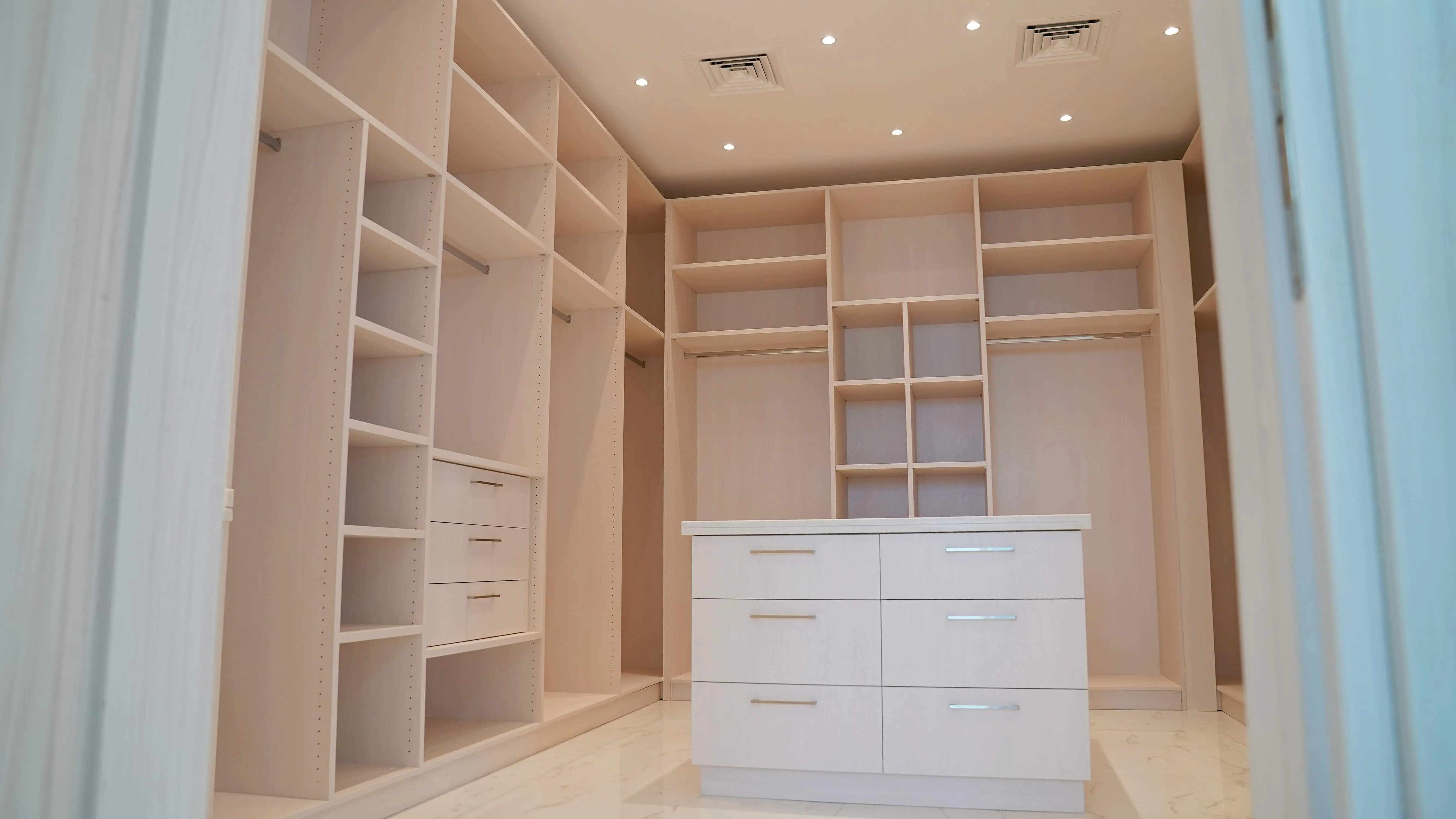 Ντουλάπα - HomeRemake